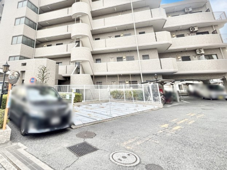 駐車場　空き状況は都度ご確認ください