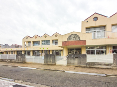 周辺環境　幼稚園・保育園 300m 高階保育園