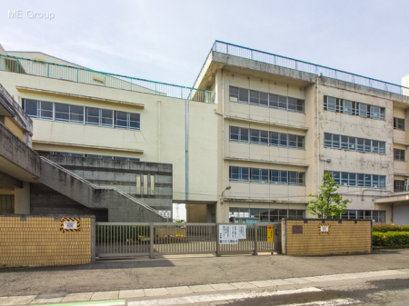 周辺環境　小学校 870m 川越市立今成小学校