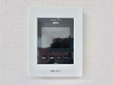 ̑ρ@K҂ڂł킩AŜsuj^[tC^[tH