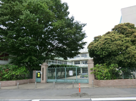周辺環境　小学校 1200m さいたま市立大久保小学校