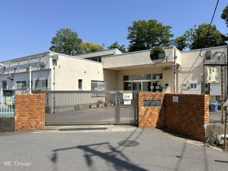 周辺環境　幼稚園・保育園 1220m 新郷峯保育所